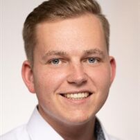 Ausbildung als Kaufmann für Versicherungen und Finanzen bei der SV SparkassenVersicherung Holding AG Ausbildung als Kaufmann für Versicherungen und Finanzen bei der SV SparkassenVersicherung Holding AG