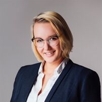 Ausbildung als Kauffrau für Büromanagement bei der DekaBank Deutsche Girozentrale