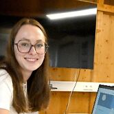 Lana - Studentin bei der KE Elektronik GmbH