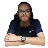 Julian - Azubi bei der Diehl Defence GmbH & Co. KG