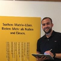 Duales Studium Wirtschaftsinformatik bei der Stuttgarter Straßenbahnen AG Duales Studium Wirtschaftsinformatik bei der Stuttgarter Straßenbahnen AG