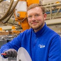 Ausbildung als Kunststoff- und Kautschuktechnologe bei der Sanitärtechnik Eisenberg GmbH Ausbildung als Kunststoff- und Kautschuktechnologe bei der Sanitärtechnik Eisenberg GmbH