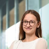 Clara - Azubi bei der Württembergische Versicherung AG