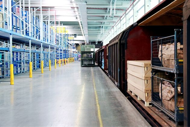 VOLKSWAGEN GROUP Original Teile Logistik, Vertrieb & Services GmbH Bild 3