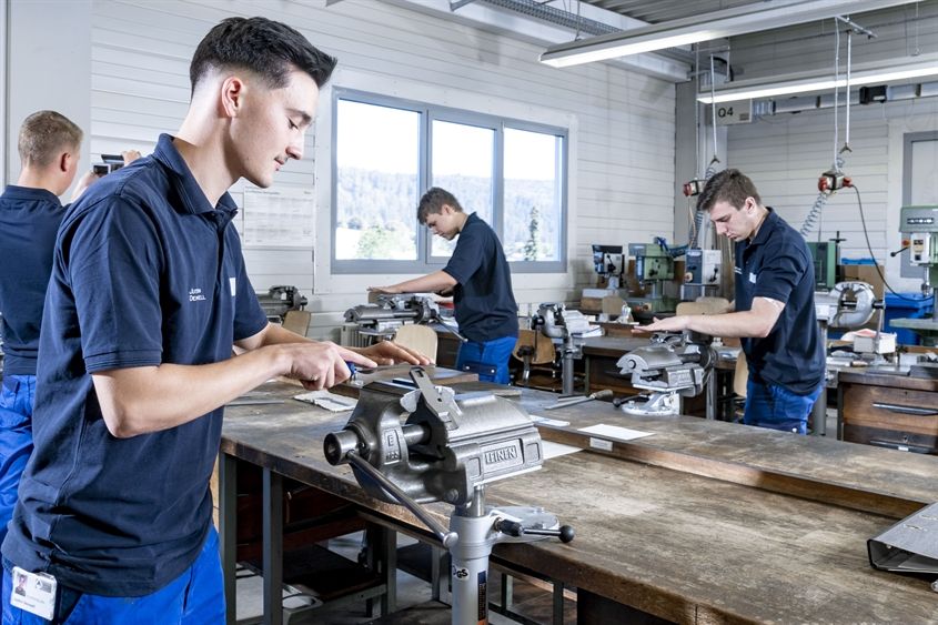 Henke-Sass, Wolf GmbH Bild 1