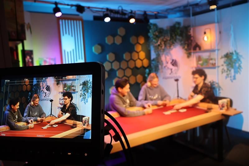PEGASUS SPIELE  Verlags- und Medienvertriebsgesellschaft mbH Bild 1