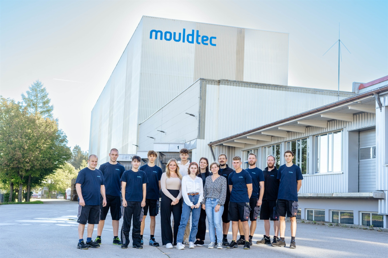 Freie Stelle Mouldtec Kunststoff - GmbH