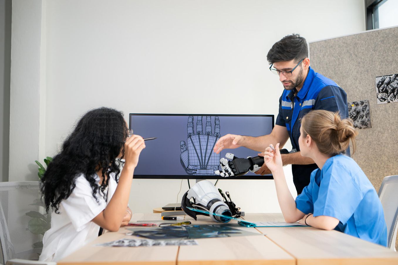 Biomechanik Studium – Besprechung mit Ärztin und Therapeutin