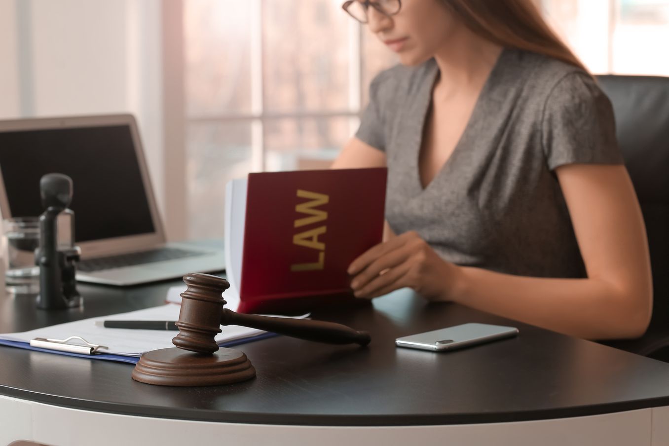Gehalt Beamter im Justizdienst