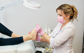 Fachkraft - Beauty und Wellness Fachkraft - Beauty und Wellness