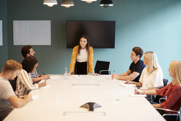 Verkaufsfördernde Maßnahmen besprechen Verkaufsfördernde Maßnahmen besprechen