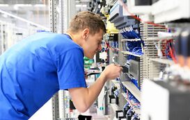 Elektroniker/in - Gebäude- und Infrastruktursysteme Ausbildung