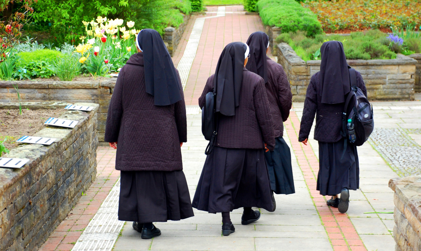 Nonnen leben in einer Ordensgemeinschaft