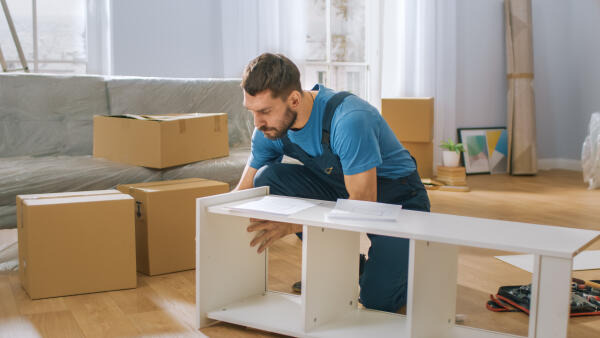 Möbel ab- und aufbauen Möbel ab- und aufbauen