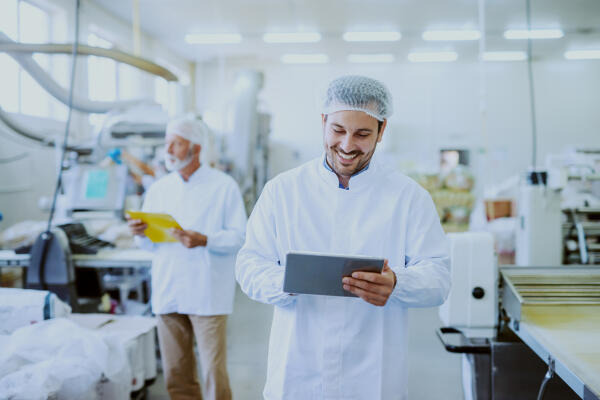 An Produktionsanlagen Parameter eingeben An Produktionsanlagen Parameter eingeben