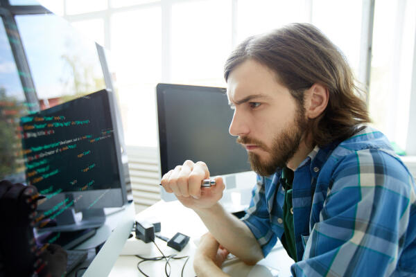 Mathematisch-technischer Assistent optimiert den Code einer Software Mathematisch-technischer Assistent optimiert den Code einer Software