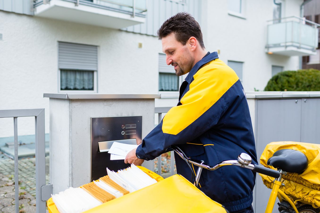 Fachkraft für Kurier-, Express- und Postdienstleistungen