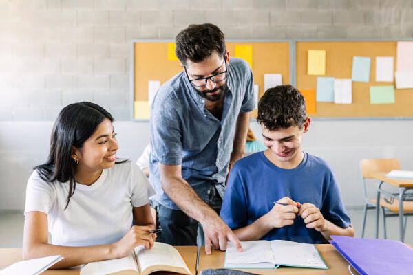 Student führt Bedingungsanalyse durch