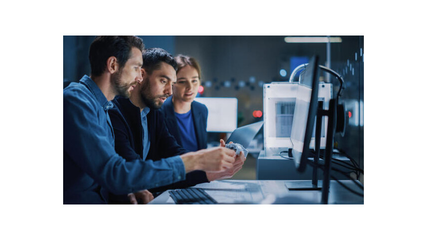 Technische Produktdesigner besprechen sich