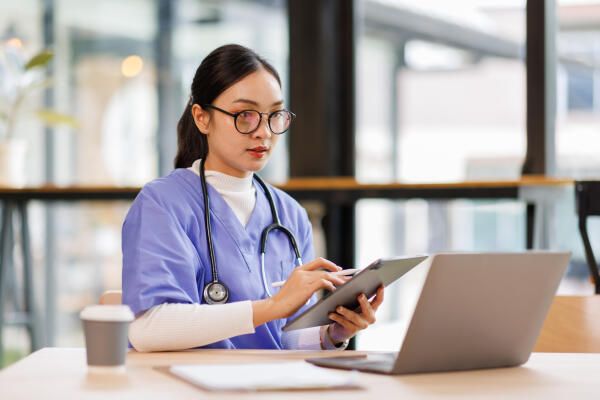 Digital Health Management – Studentin in Praxissemester
