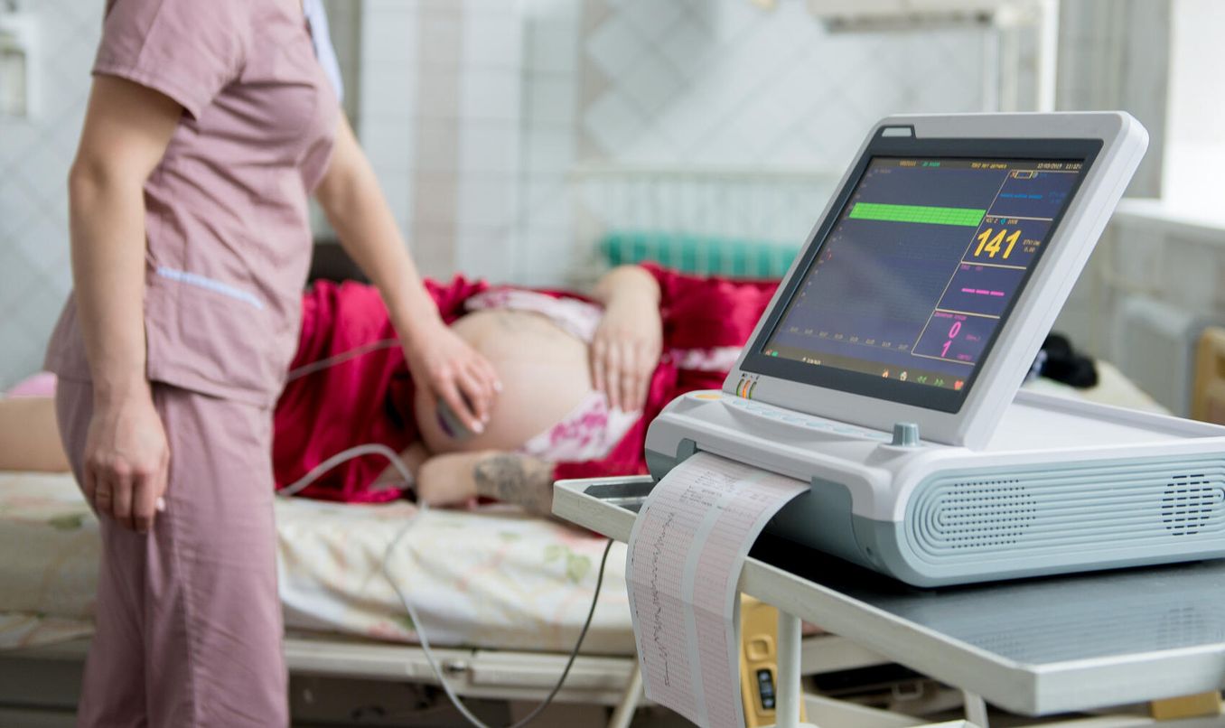 Hebammenkunde – Studierende macht ein Praktikum im Krankenhaus