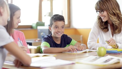 Ausbildung Erzieher für Jugend- und Heimerziehung Ausbildung Erzieher für Jugend- und Heimerziehung