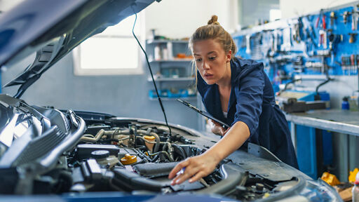 Ausbildung Kfz-Mechatroniker Ausbildung Kfz-Mechatroniker