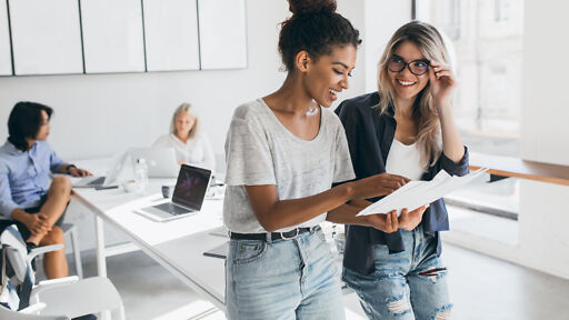 Key Account Manager bei der Arbeit Key Account Manager bei der Arbeit