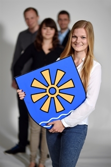 aboutus_348f4bi5vfbd6_frau_229_344.jpg