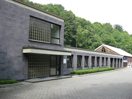 aboutus_3r144br4e8847_rbi9_272_204.jpg
