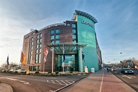 aboutus_3r1s4b6125e79_s8eu_272_183.jpg