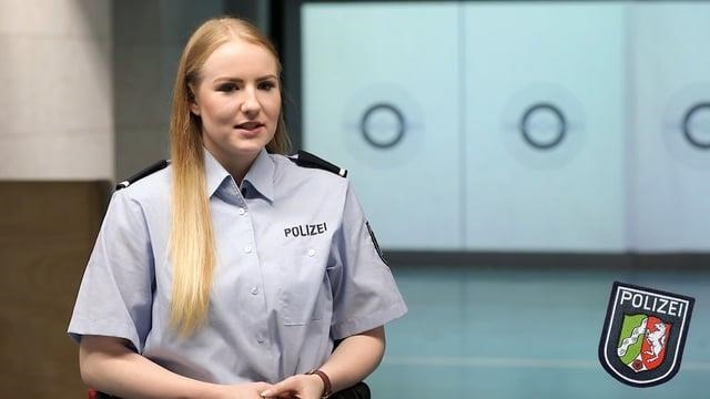 Duale Studentin zur Polizeikommissarin bei der Polizei NRW Duale Studentin zur Polizeikommissarin bei der Polizei NRW