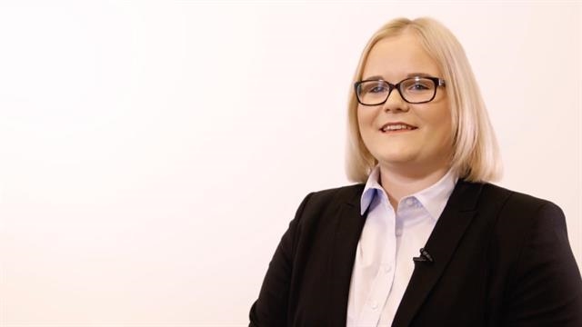 Auszubildende zur Bankkauffrau bei der DZ HYP AG Auszubildende zur Bankkauffrau bei der DZ HYP AG