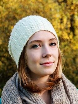 Auszubildende zur Mediengestalterin für Digital und Print bei der FTI Touristik GmbH Auszubildende zur Mediengestalterin für Digital und Print bei der FTI Touristik GmbH