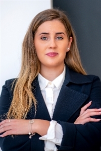 Ausbildung als Bankkauffrau bei DZ BANK AG Ausbildung als Bankkauffrau bei DZ BANK AG