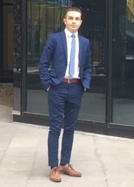 Auszubildender zum Bankkaufmann bei der Landesbank Baden-Württemberg Auszubildender zum Bankkaufmann bei der Landesbank Baden-Württemberg