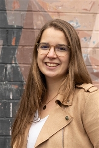 Anna (22), Marketing