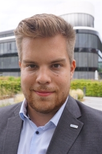 Florian (22), Kaufmann für Versicherungen und Finanzen