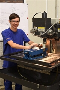 Ausbildung als Industriemechaniker bei der Hörmann KG Ausbildung als Industriemechaniker bei der Hörmann KG