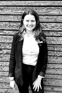 Amber (23), Hotelfachfrau