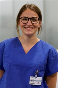 Nele (22), Medizinische Fachangestellte