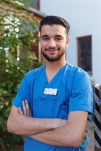 Yahya (19), Pflegefachmann/-frau