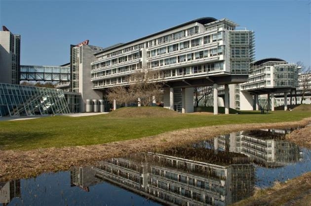 LBS Landesbausparkasse NordOst AG Bild 1