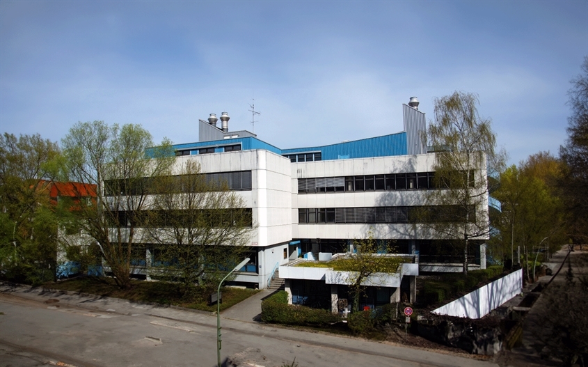 Chemieschule Dr. Erwin Elhardt Bild 1 Chemieschule Dr. Erwin Elhardt Bild 1