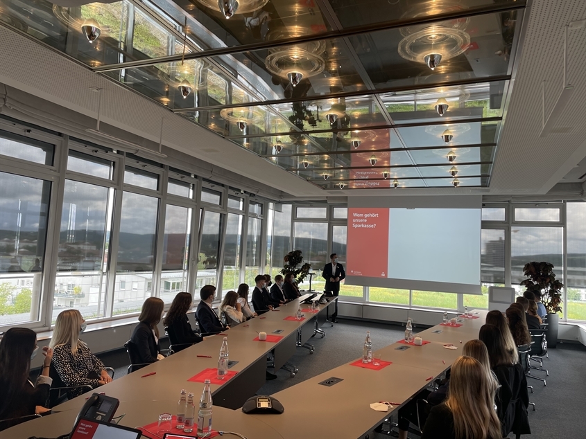 Sparkasse Regensburg Anstalt des öffentlichen Rechts: Einblicke: Verwaltungsrat