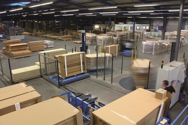 GARANT Türen und Zargen GmbH: In unserem Fertigwarenlager haben wir auf 22.000 qm ca. 100.000 Türen auf Lager