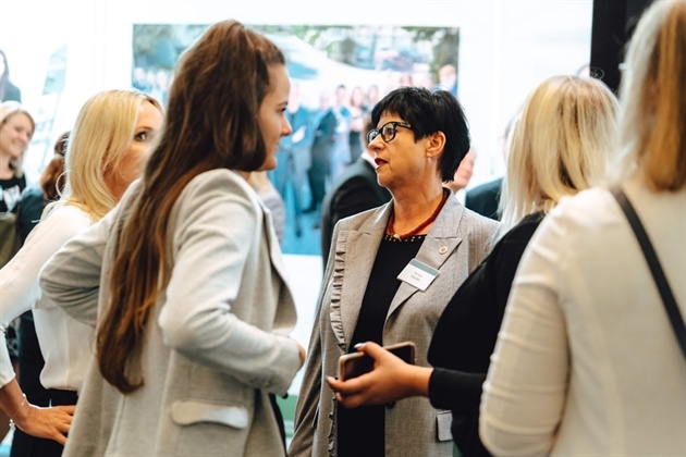 SDV Servicepartner der Versicherungsmakler AG: Du bist Ansprechparnter für unsere Kunden SDV Servicepartner der Versicherungsmakler AG: Du bist Ansprechparnter für unsere Kunden