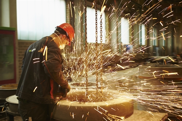 Kortmann Beton GmbH & Co. KG: Stahl- und Stahlbetonbauer arbeiten bei uns mit schwerem Gerät