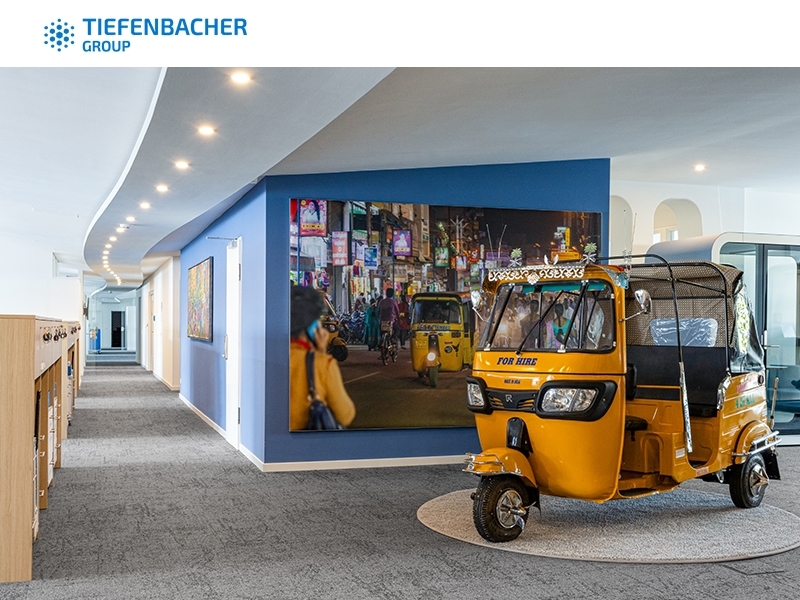 Alfred E. Tiefenbacher Gmbh & Co. KG: 2nd floor with Tuk-tuk
