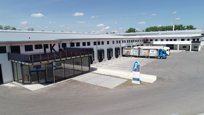 Papier Karl GmbH & Co. Vertr.KG: Neue Produktions- und Lagerhalle aus dem Jahr  2021/2022